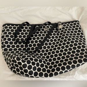 Michael Kors Tote.